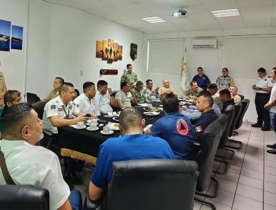 Depresión Tropical Diecisiete-E está siendo vigilada por los tres órdenes de gobierno