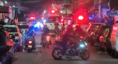 Fallece un hombre dentro de su camioneta luego de ser atacado a balazos en Uruapan